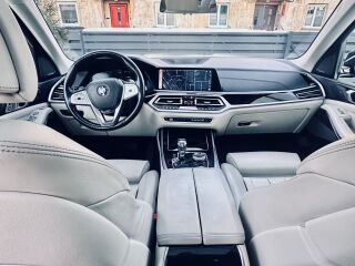 BMW X7 3.0 195kW