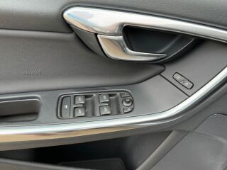 Volvo S60 4AWD 2.4 D5 151kW