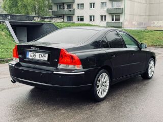 Volvo S60 Summum 2.4 R5 D5 136kW