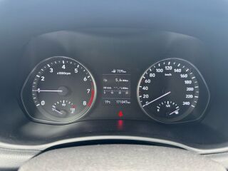Hyundai i30 1.4 73kW