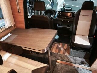 WEINSBERG CaraCompact Suite MB 640 MEG PEPPER 2.0 125kW