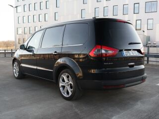 Ford Galaxy GHIA 2.0 103kW
