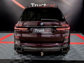 BMW X7 Sky lounge M-paket Individual 3.0 250kW