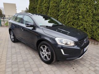 Volvo XC60 MOMENTUM 2.0 R4 D4 133kW