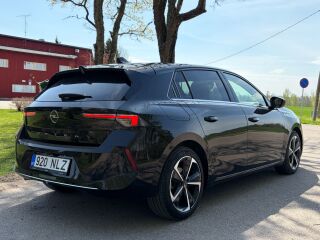 Opel Astra Innovation Plus 5D 1.2 96kW