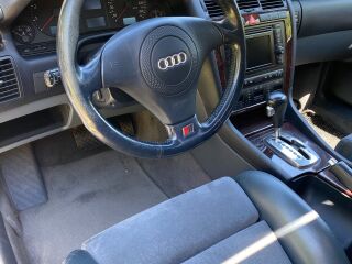 Audi A8 D2 Facelift 4.2 V8 228kW