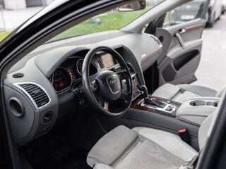 Audi Q7 Quattro Executive Line 3.0 171кВ