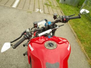 Ducati Streetfighter V4 V4 153кВ