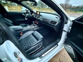 Audi S7 4.0 V8 309кВ
