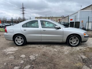 Volvo S60 2.4 120kW