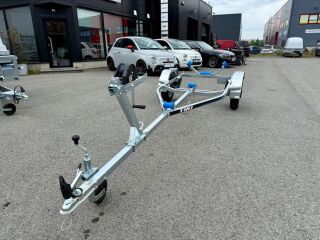 Tiki Treiler BX600-L paadihaagis 4.5 meetrisele paadile