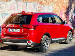 Mitsubishi Outlander 2.0 CVT 7k 4WD 110kW