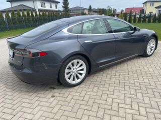 Tesla Model S 75D 158kW