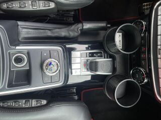 Mercedes-Benz G 63 AMG W463 5.5 V8 biturbo 400kW