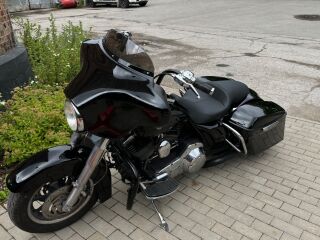 Harley-Davidson Electra Glide bagger V2