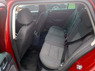 Volkswagen Golf 1.6 75kW