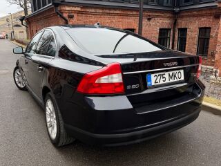 Volvo S80 Momentum 2.4 D5 136kW