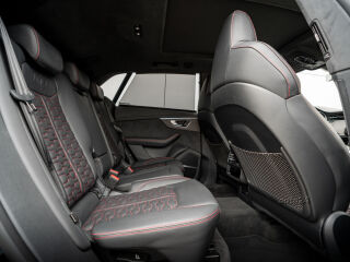 Audi RS Q8 4.0 441кВ