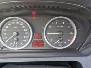 BMW 650 4.8 V8 270кВ