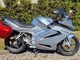 Aprilia RST 1000 V2 84kW