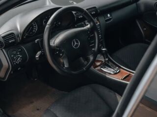 Mercedes-Benz C 180 1.8 105kW