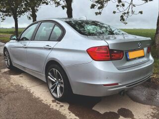 BMW 335 Sport Line 3.0 R6 Turbo 225кВ