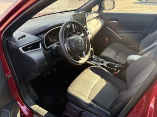 Toyota Corolla Cross Luxury AWD 2.0 112kW