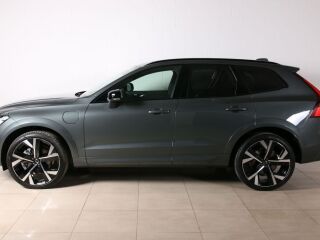 Volvo XC60 AWD ULTRA DARK LUXURY XENIUM FULL 2.0 T8 Recharge Long Range Plug-In-Hybrid MY26 335kW