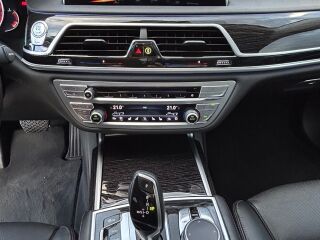 BMW 740 President 3.0 235kW
