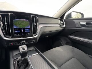 Volvo V60 Momentum 2.0 140kW
