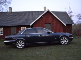 Jaguar XJ 2.7 152kW
