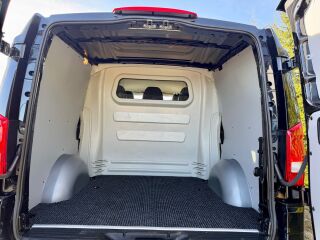 Mercedes-Benz Vito Long 2.1 140kW