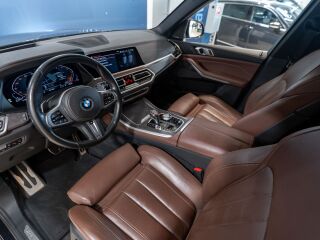 BMW X5 M-Sportpakett 3.0 195kW