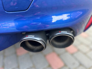 BMW M5 Akrapovič & Bowers & Wilkins 4.4 V8 569kW