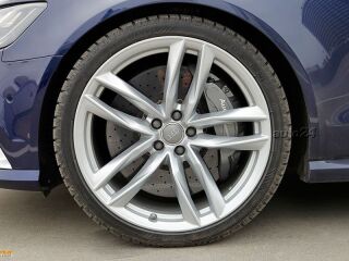 Audi RS 6 Dynamic package 4.0 V8 Bi-turbo 412kW