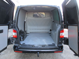 Volkswagen Transporter Kombi 4x4 2.0 TDi 132kW