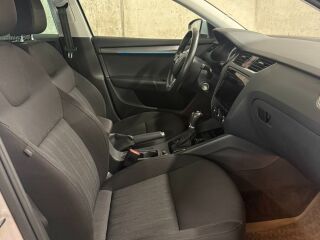 Skoda Octavia Elegance + FL 1.5 110kW