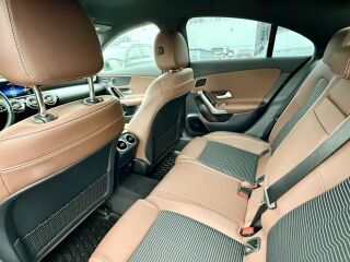 Mercedes-Benz CLA 180 Coupe 1.3 100kW