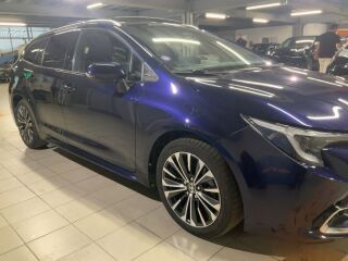 Toyota Corolla FACELIFT Executive 1.8 72кВ