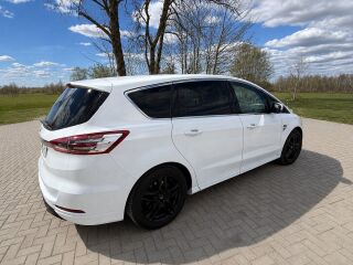 Ford S-MAX 2.0 155kW