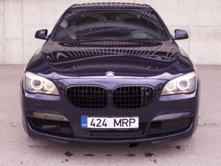 BMW 750 iL M-Pack xDrive 4.4 V8 N63B44 300kW