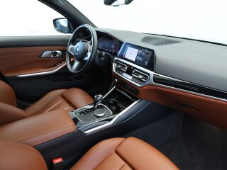 BMW 320 d xDrive Touring M-Sportpakett 2.0 140кВ