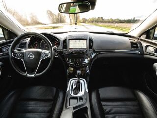 Opel Insignia 2.0 118кВ