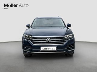 Volkswagen Touareg Elegance 4Motion 3.0 TDI 210кВ