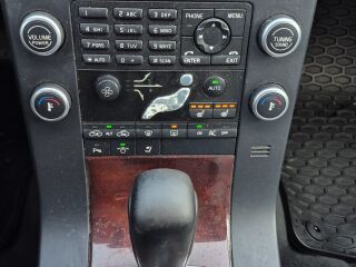 Volvo S80 D5 Summum ATM 2.4 D5 120kW