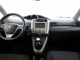 Toyota Verso Linea Sol 2.2 D-CAT 130кВ