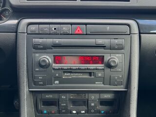 Audi A4 2.5 V6 Tdi 120kW