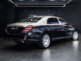 Mercedes-Benz Mercedes-Maybach S650 Two-Tone 6.0 V12 463kW