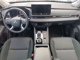 Mitsubishi Outlander Intense 4WD 2.4 PHEV 225kW