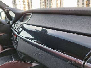 BMW X6 Individual M-Performance Black Piano 3.0 210kW